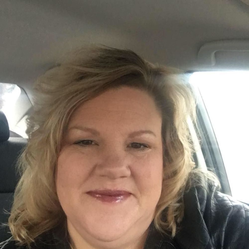 Meet your Posher, Debbie